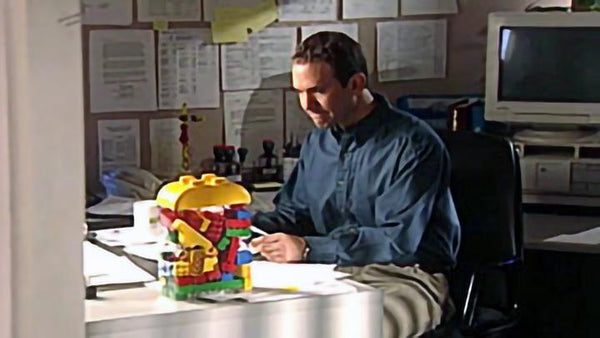 Giving Leadership Away - Training Network