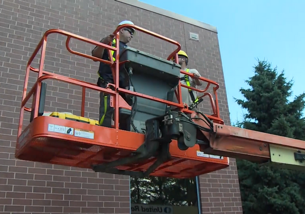 Aerial Lifts in Industrial and Construction Environments: Working With and Around a Lift