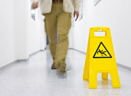 Preventing Slips & Falls for Restaurants - Training Network